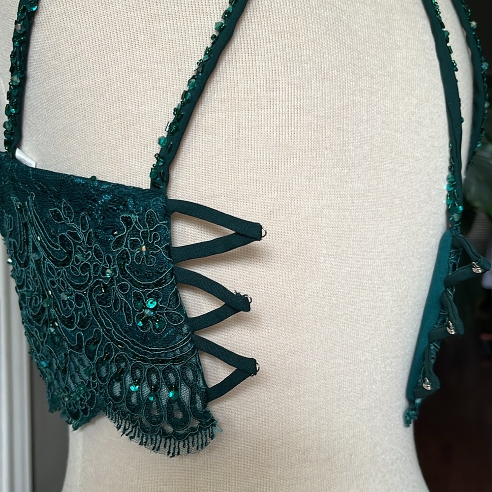 Ellie Wilde Teal Lace Halter Top - Picture 6 of 8